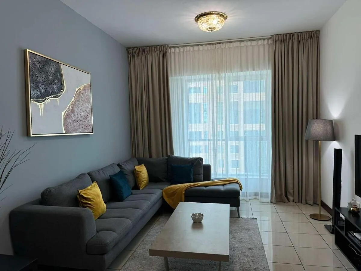 Spacious And Family Friendly L 3Bhk Full Apartment Access Dubai 0*,