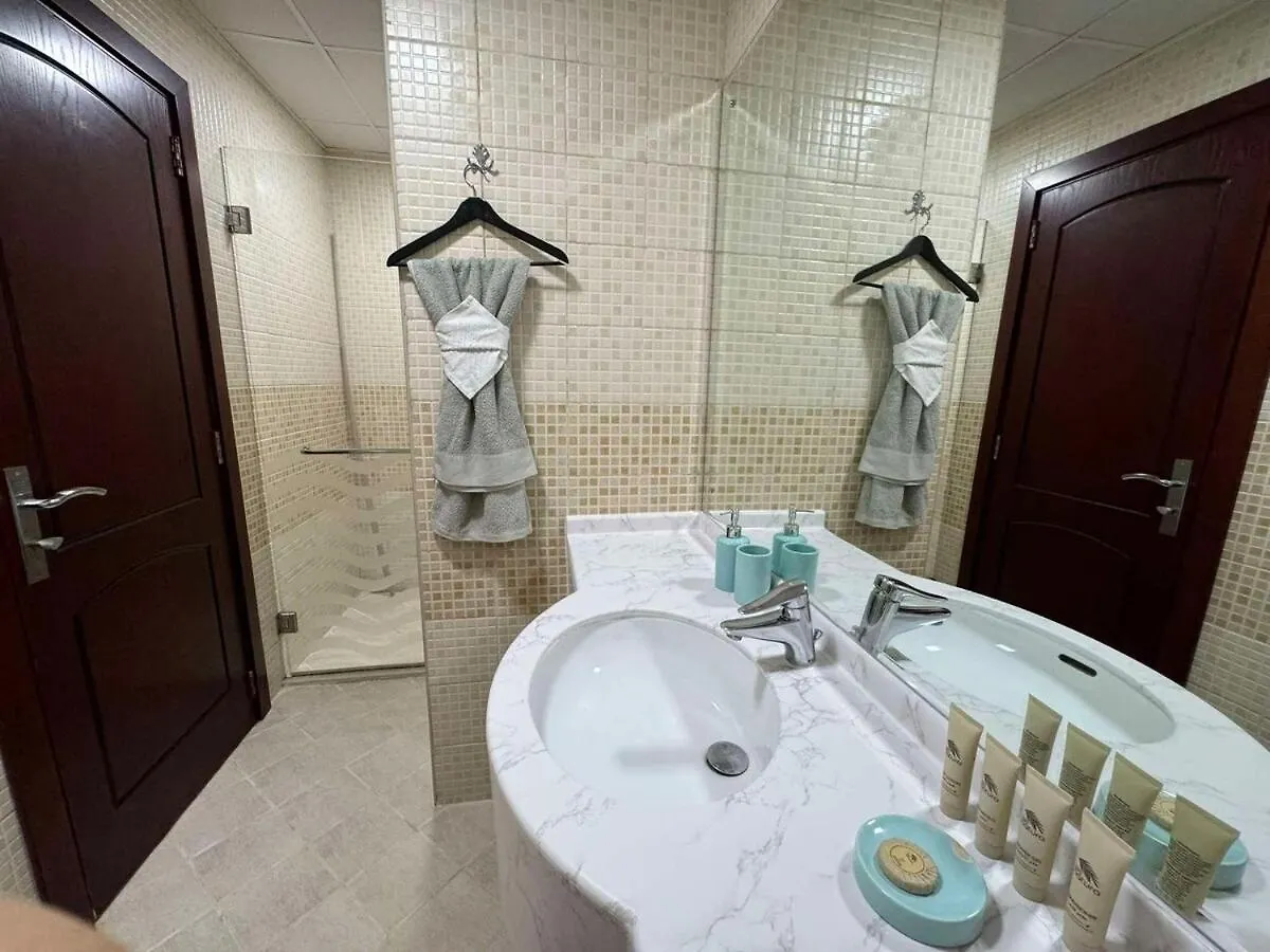 Spacious And Family Friendly L 3Bhk Full Apartment Access Dubai