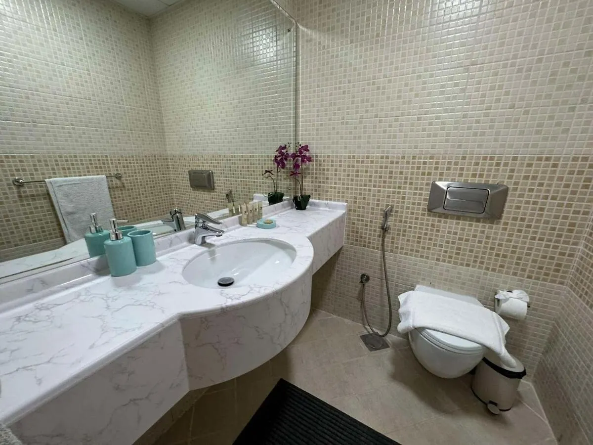 Spacious And Family Friendly L 3Bhk Full Apartment Access Dubai